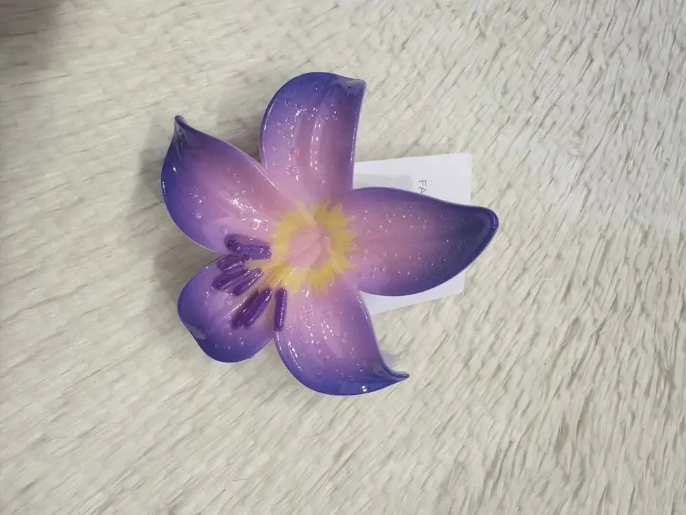 Tropical Hawaiian colorful purple large flower hair claw